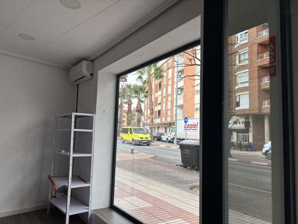 Erhvervsejendom i Sax, Alicante - foto 5