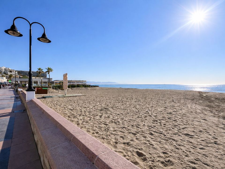 Lejlighed i Torremolinos, Malaga - foto 1