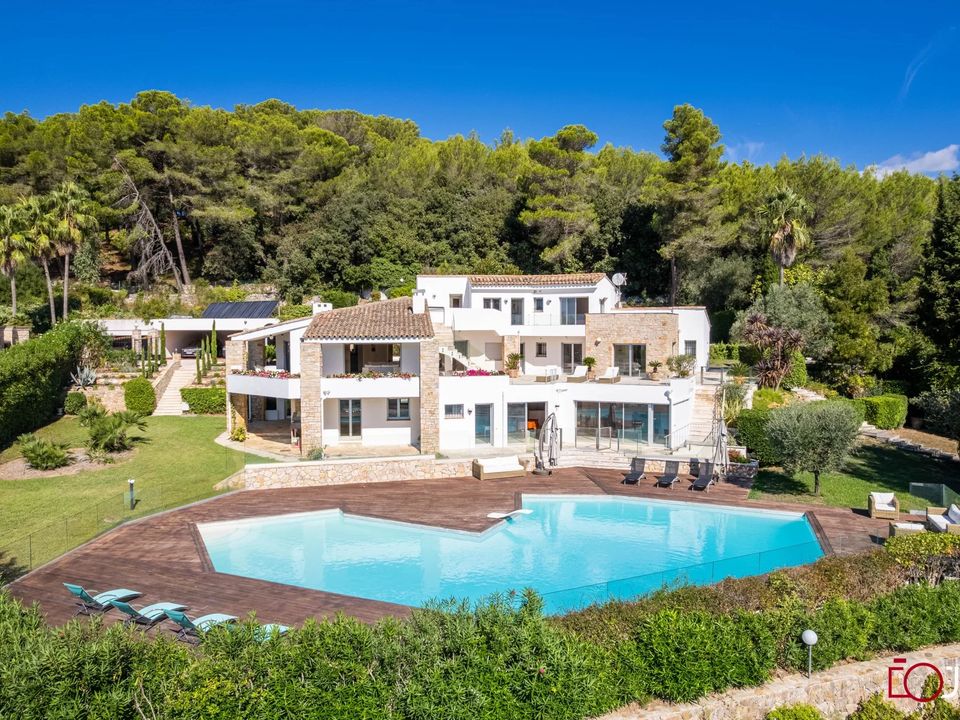Villa i Mougins, Alpes-Maritimes - foto 1