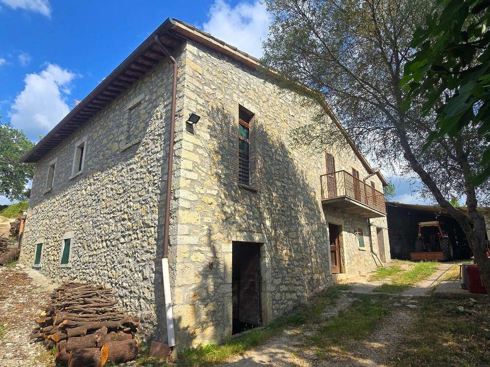 Villa i Baschi, Terni - foto 1