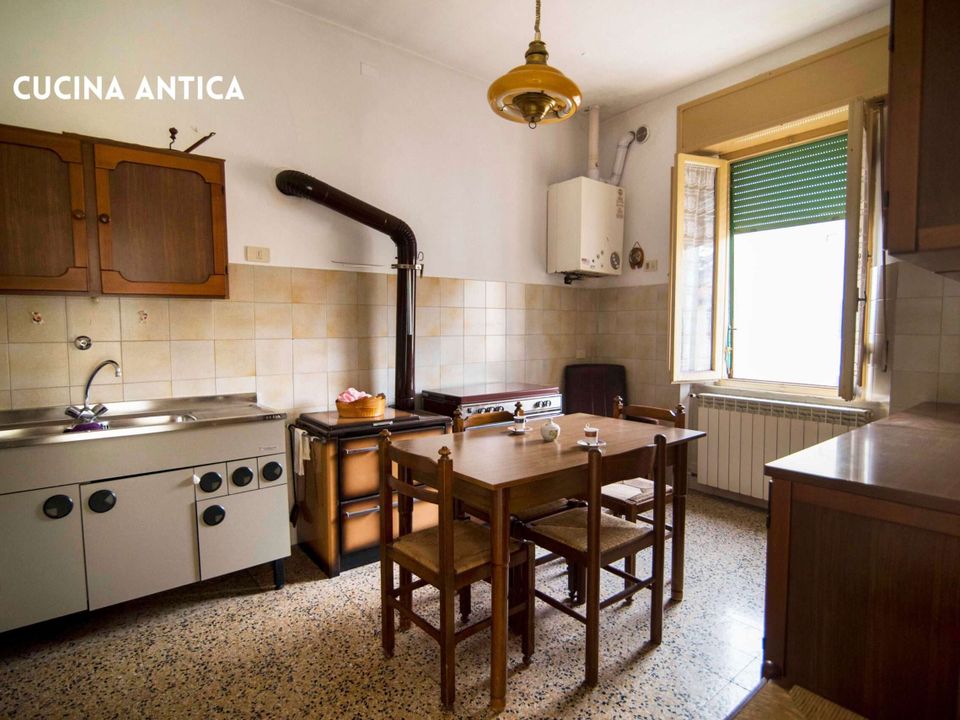 Villa i Sassofortino, Grosseto - bilde 1