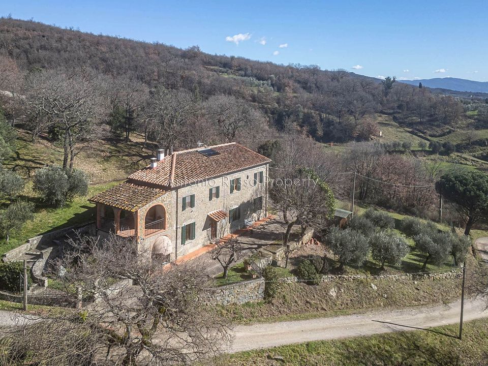 Boerderij in Loro Ciuffenna, Arezzo - foto 1