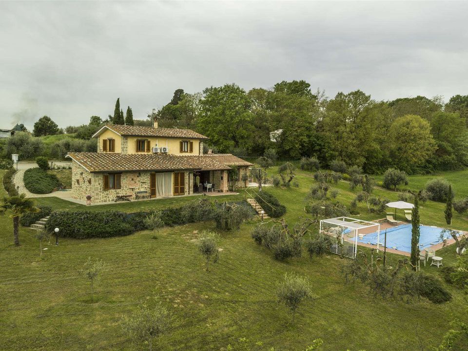 Farm hus i Cortona, Arezzo - foto 1