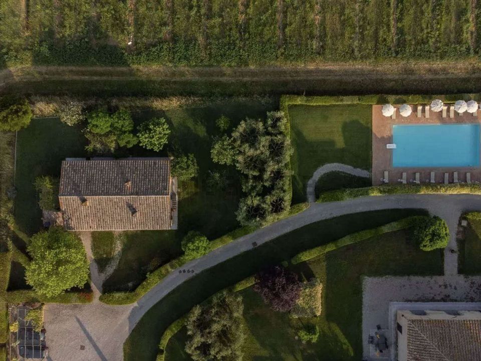 Farm hus i Castiglion Fiorentino, Arezzo - foto 1