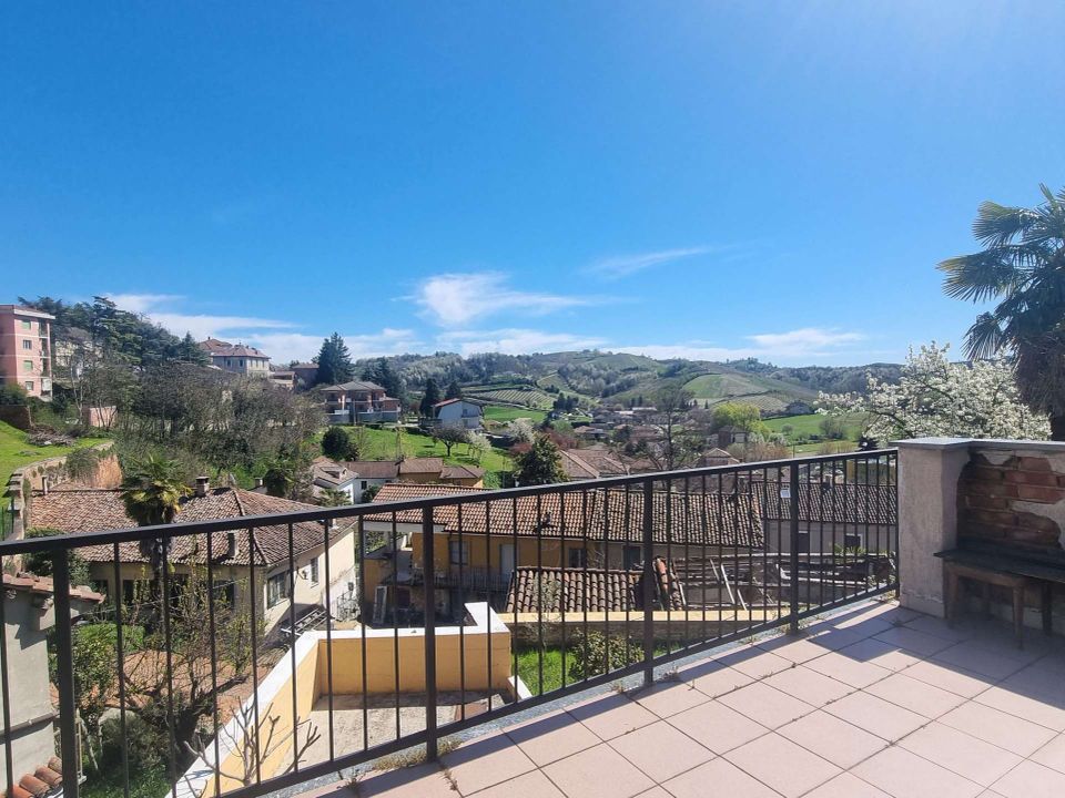 Casa de pueblo en Mombercelli, Asti - foto 1