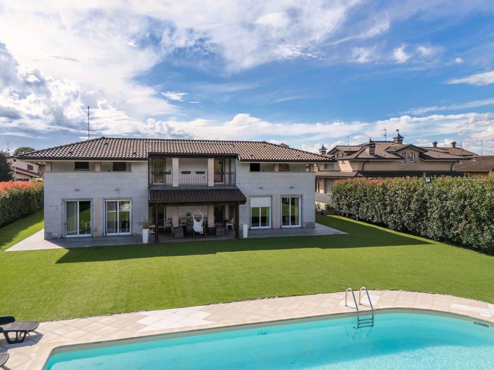 Villa i Arona, Novara - foto 1