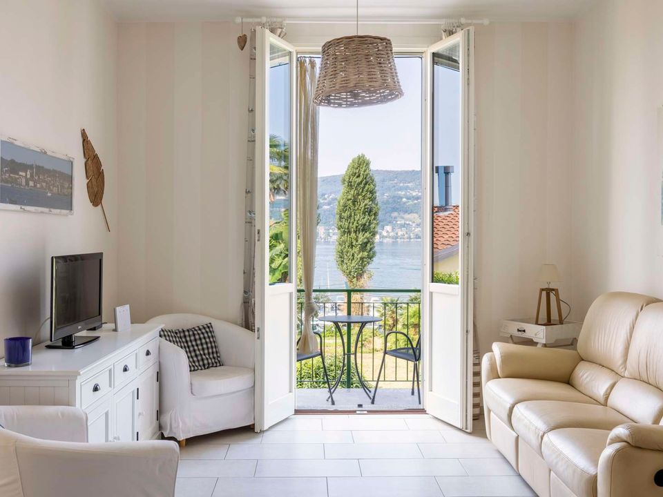 Villa a Ranco, Varese - foto 1