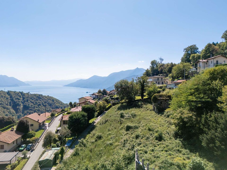 Helårsgrund i Maccagno con Pino e Veddasca, Varese - foto 2