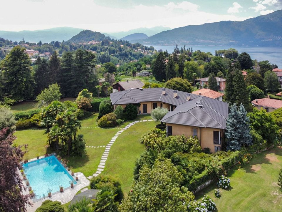 Villa i Porto Valtravaglia, Varese - bilde 2