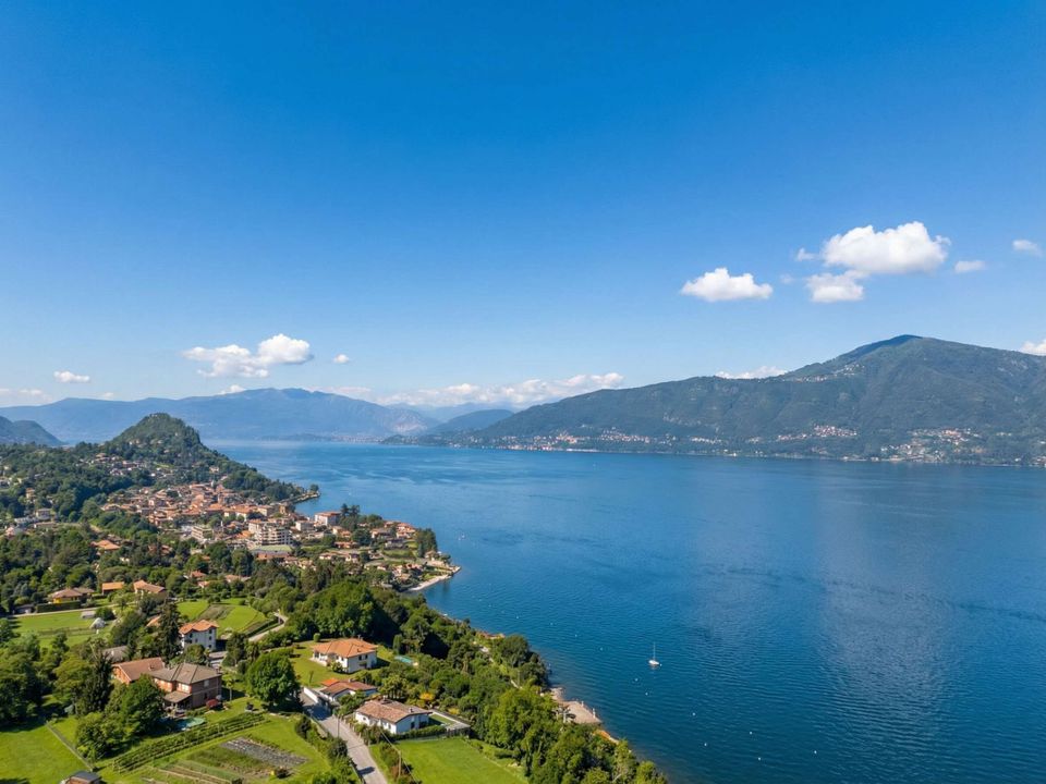 Villa i Porto Valtravaglia, Varese - bilde 3