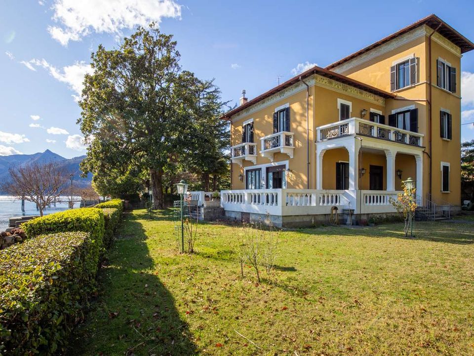 Villa i Maccagno con Pino e Veddasca, Varese - foto 3