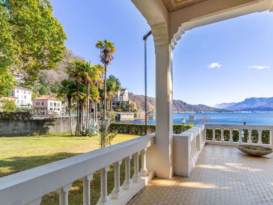 Villa i Maccagno con Pino e Veddasca, Varese - foto 4