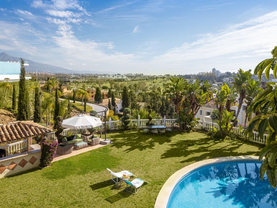 Villa i El Paraiso, Malaga - foto 4