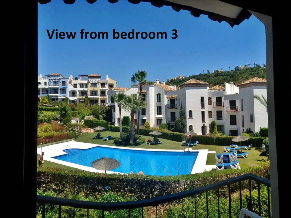 Penthouse in Los Arqueros, Malaga - foto 3