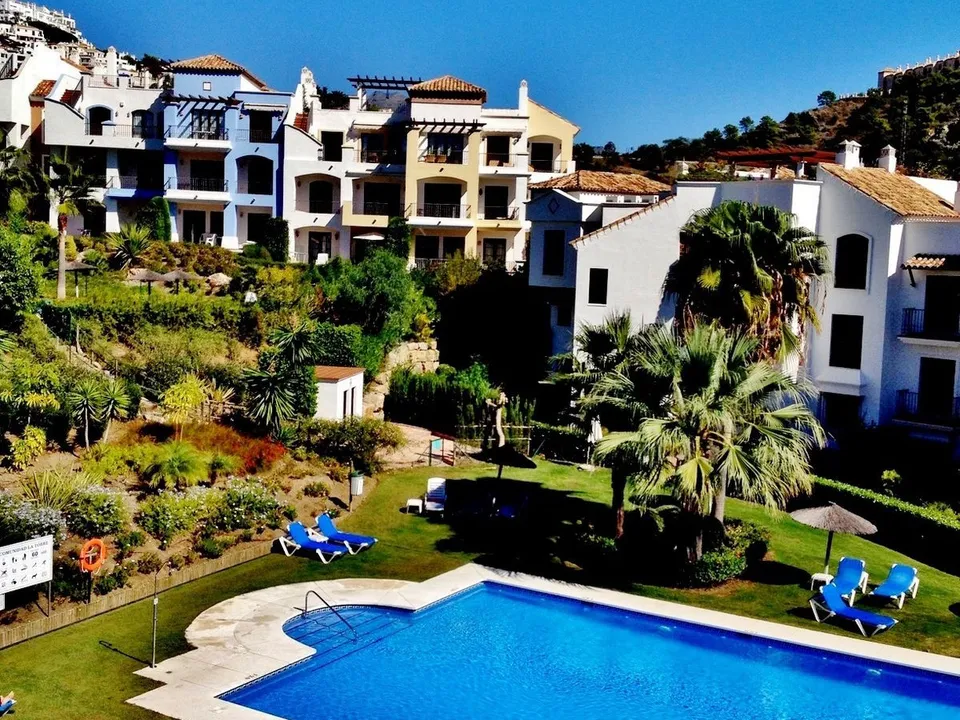 Penthouse in Los Arqueros, Malaga - foto 1