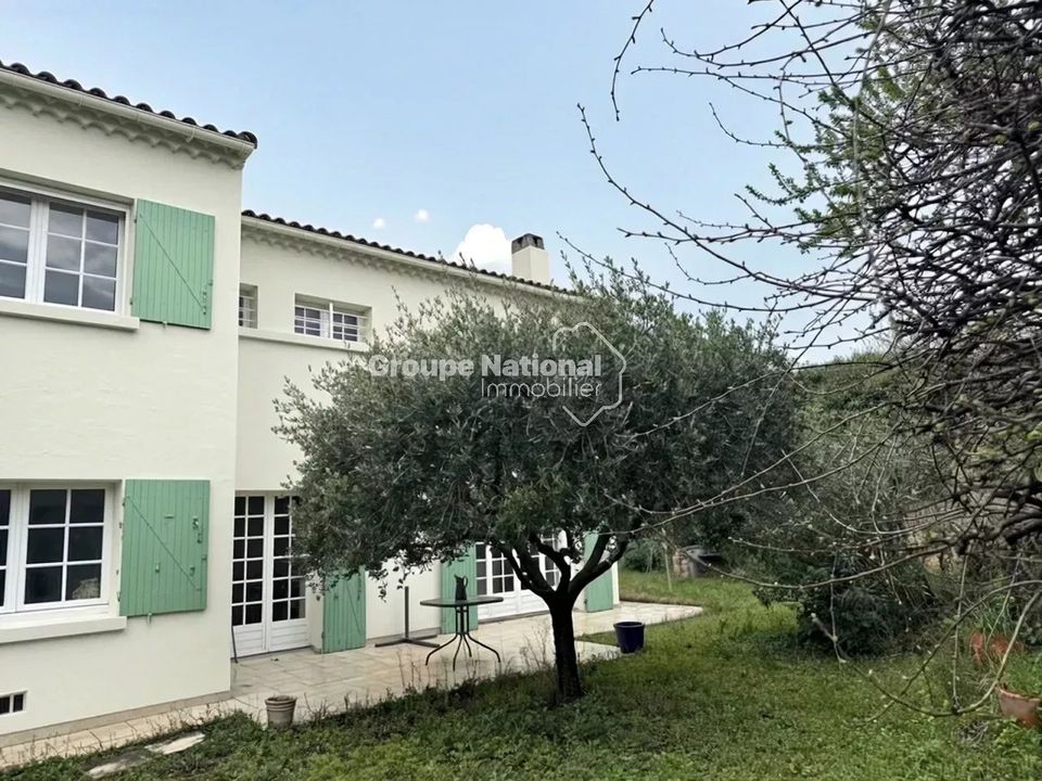 Villa i Salon de Provence, Bouches-du-Rhone - foto 1