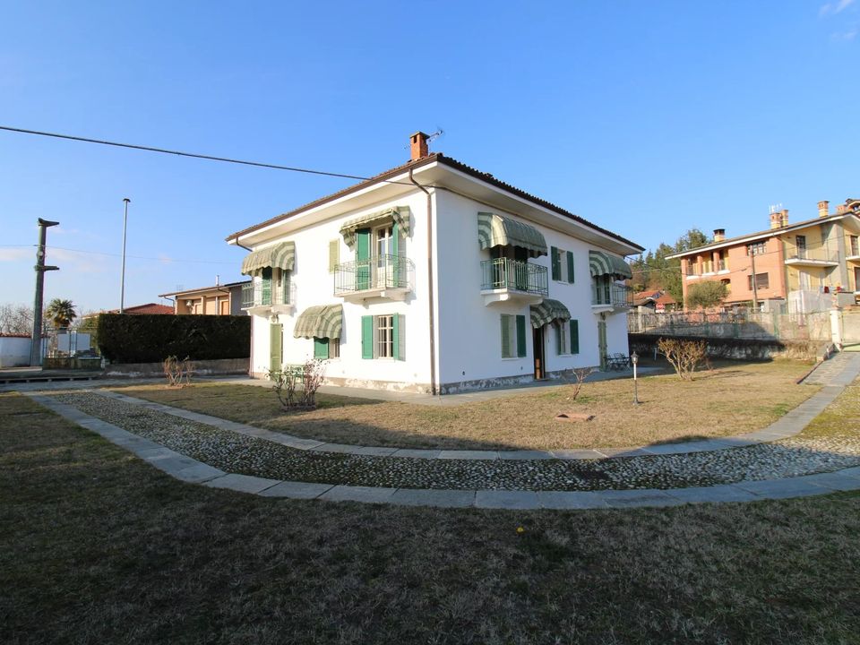 Villa i Sommariva Perno, Cuneo - foto 1