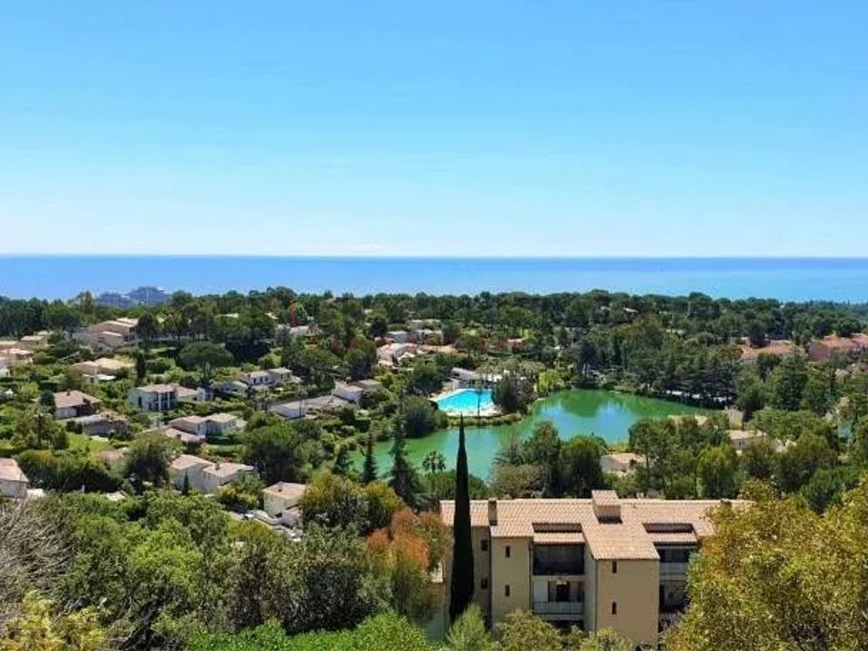 Villa i Villeneuve-Loubet, Alpes-Maritimes - foto 2