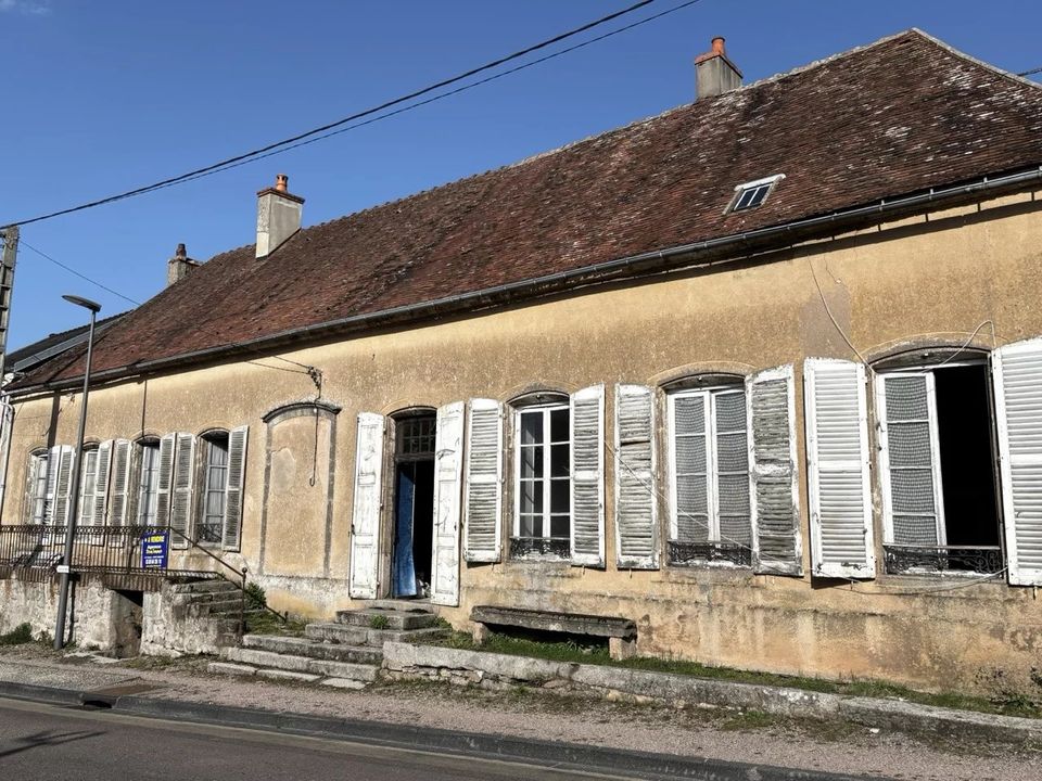 Rekkehus i La Roche-en-Brenil, Cote-d'Or - bilde 2