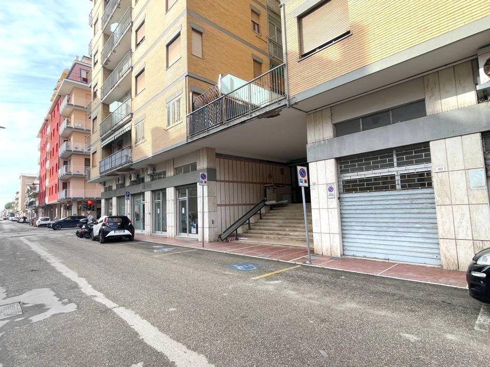 Erhvervsejendom i Grottammare, Ascoli Piceno - foto 2
