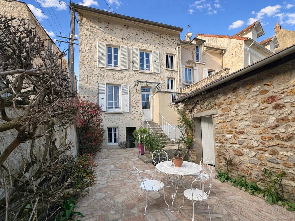 Villa i La Ferté-Gaucher, Seine-et-Marne - foto 1