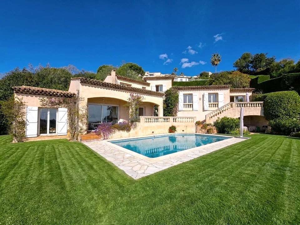 Villa i Mandelieu-la-Napoule, Alpes-Maritimes - foto 1