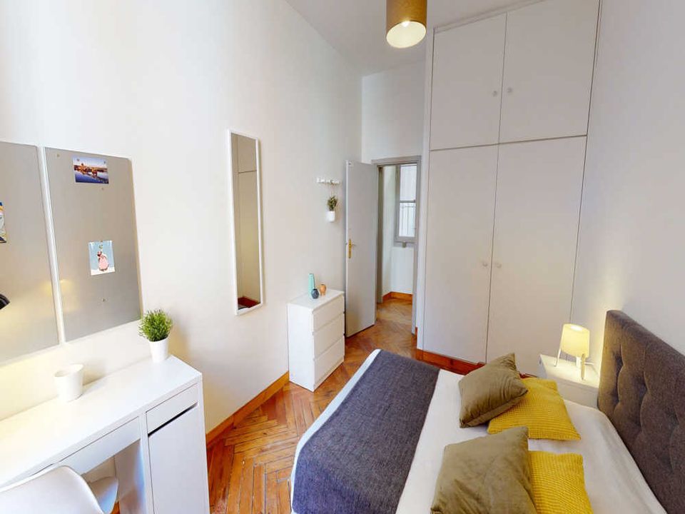Apartment in Toulouse, Haute-Garonne - photo 2