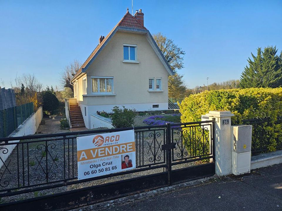Villa i Mirebeau-sur-Bèze, Cote-d'Or - foto 1