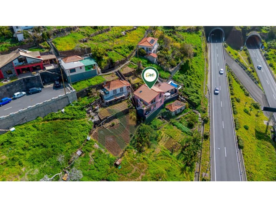 Villa i Ribeira Brava, Madeira - bilde 1