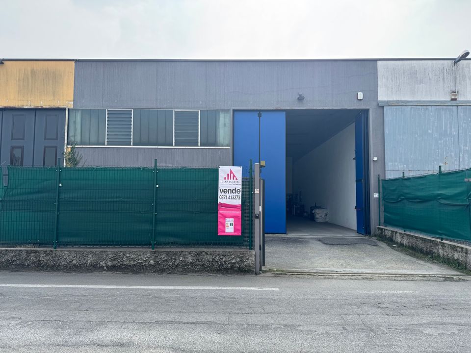 L'establiment comercial a Lodi, Lodi - foto 2