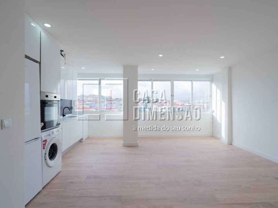 Lejlighed i Amadora, Lisbon - foto 4