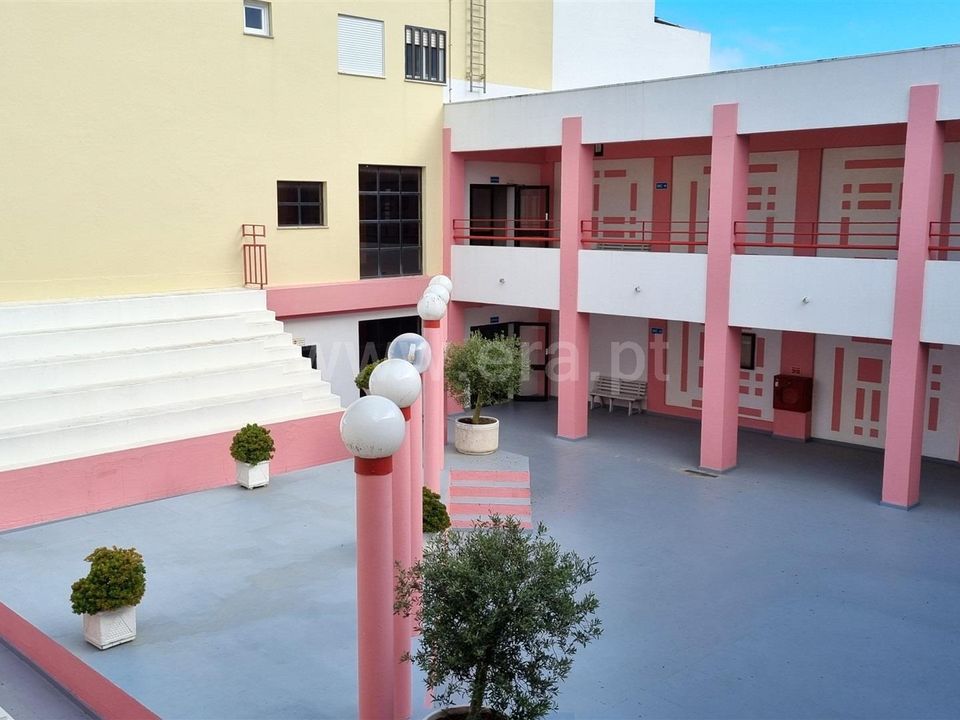 Erhvervsejendom i Almada, Setubal - foto 5
