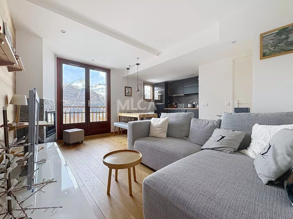Lejlighed i Saint-Étienne-de-Tinée, Alpes-Maritimes - foto 1