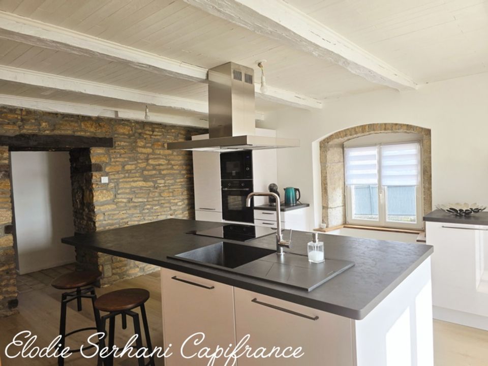 Villa i Montbeliard, Doubs - foto 1