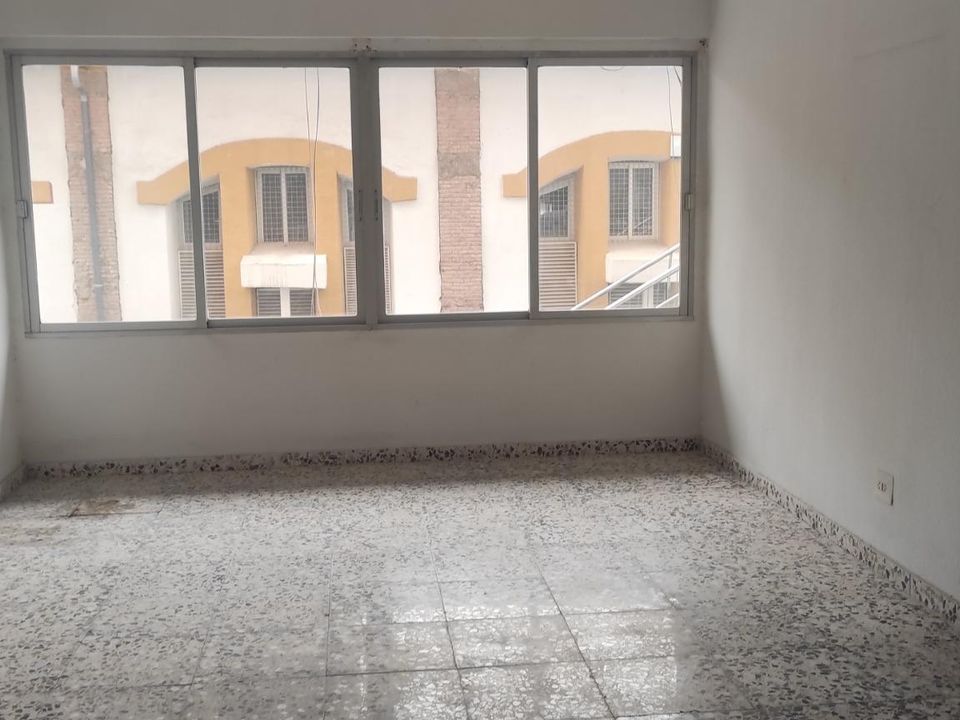 Propiedad comercial en Alcantarilla, Murcia - foto 4