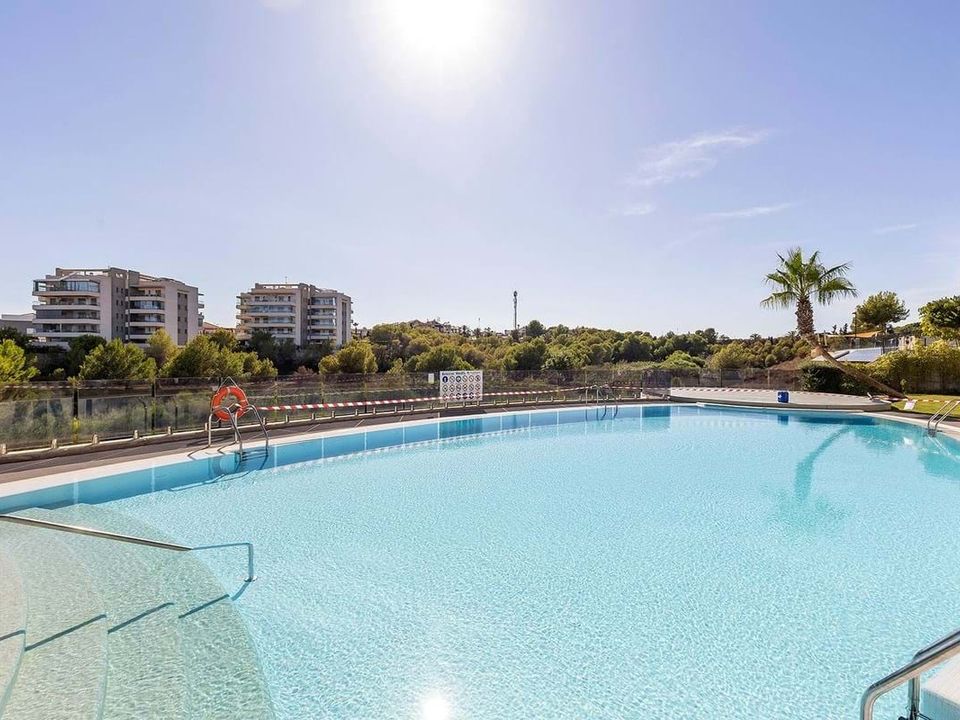 Lejlighed i Villamartin, Alicante - foto 2