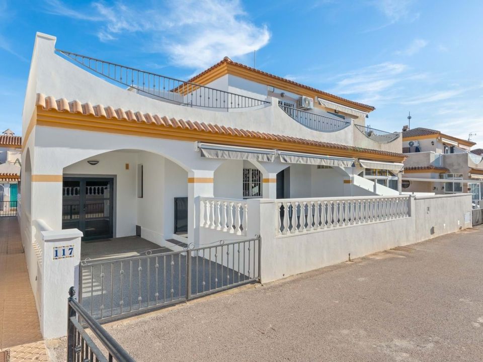 Villa i Orihuela Costa, Alicante - foto 1