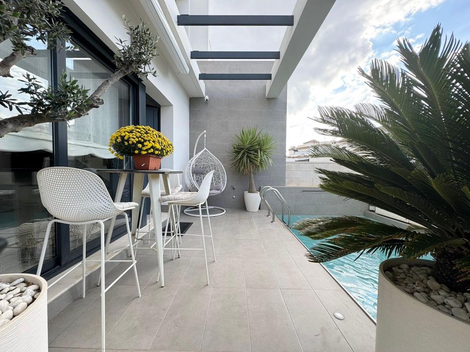 Villa in Villamartin, Alicante - foto 3