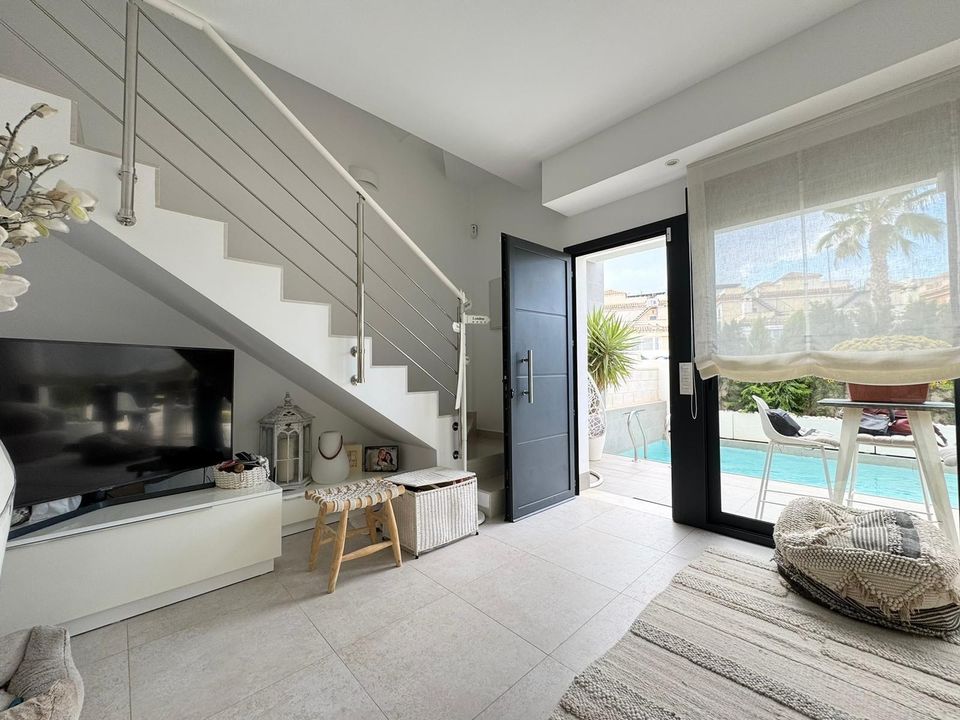 Villa in Villamartin, Alicante - foto 5