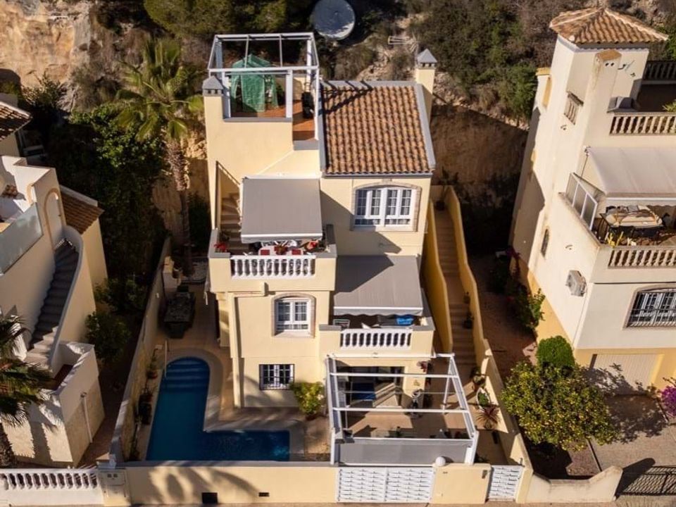 Villa i Villamartin, Alicante - foto 1
