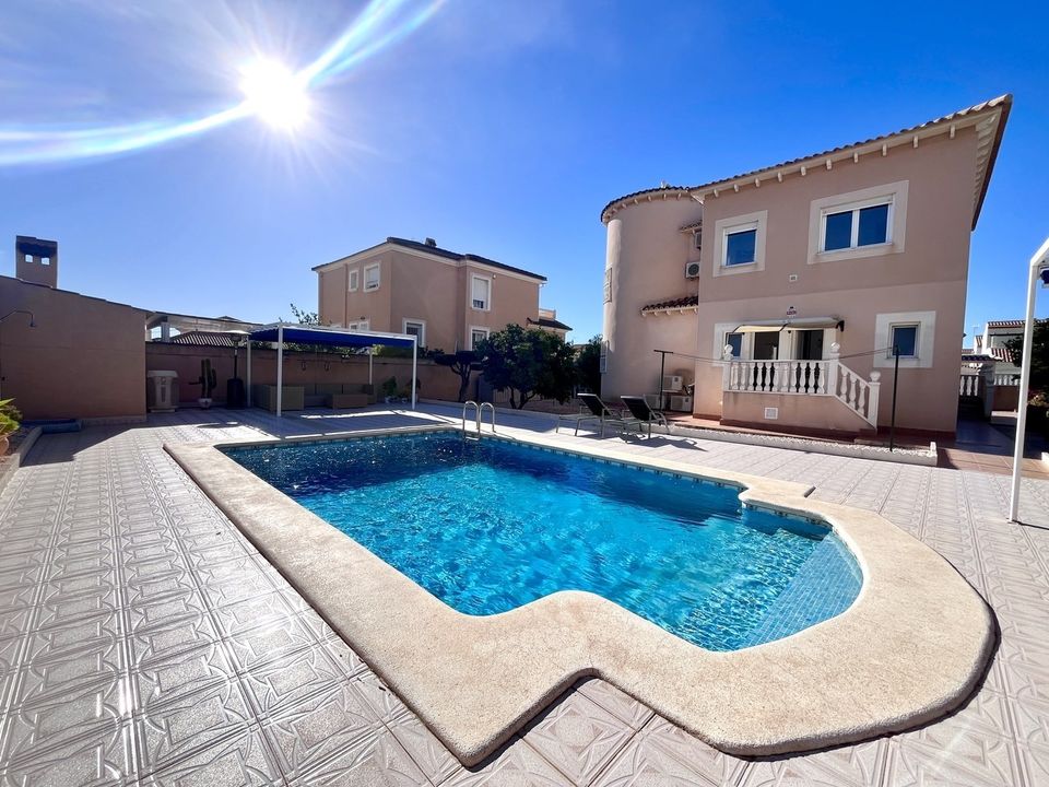 Villa i Orihuela Costa, Alicante - foto 4