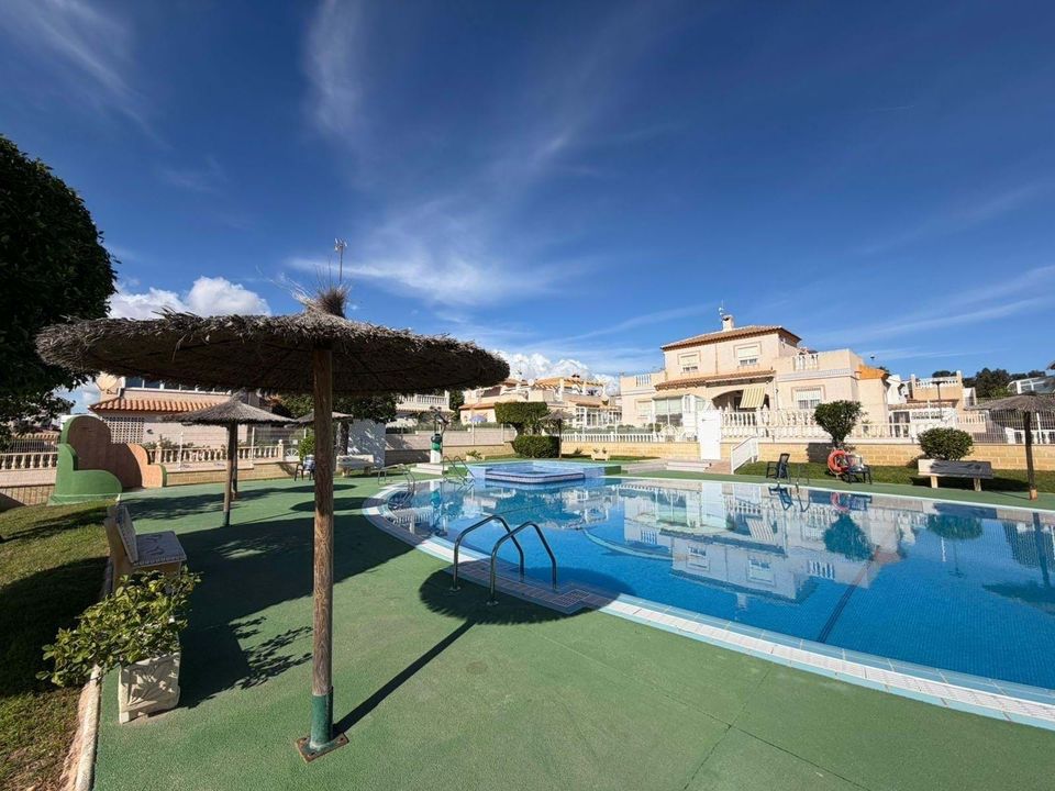 Byhus i Orihuela Costa, Alicante - foto 1
