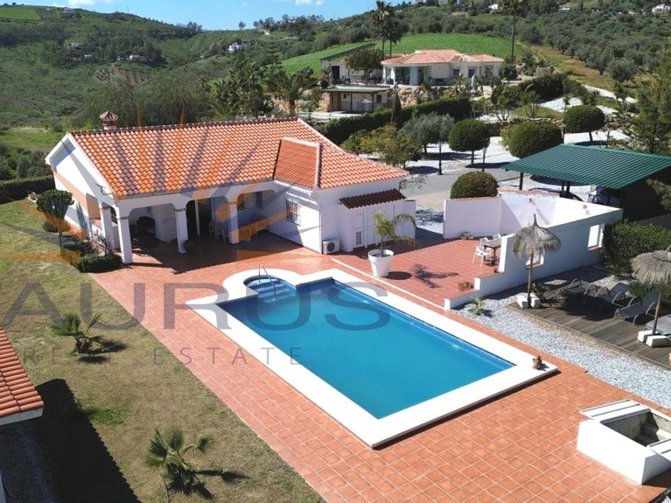 Villa i Vinuela, Malaga - foto 2