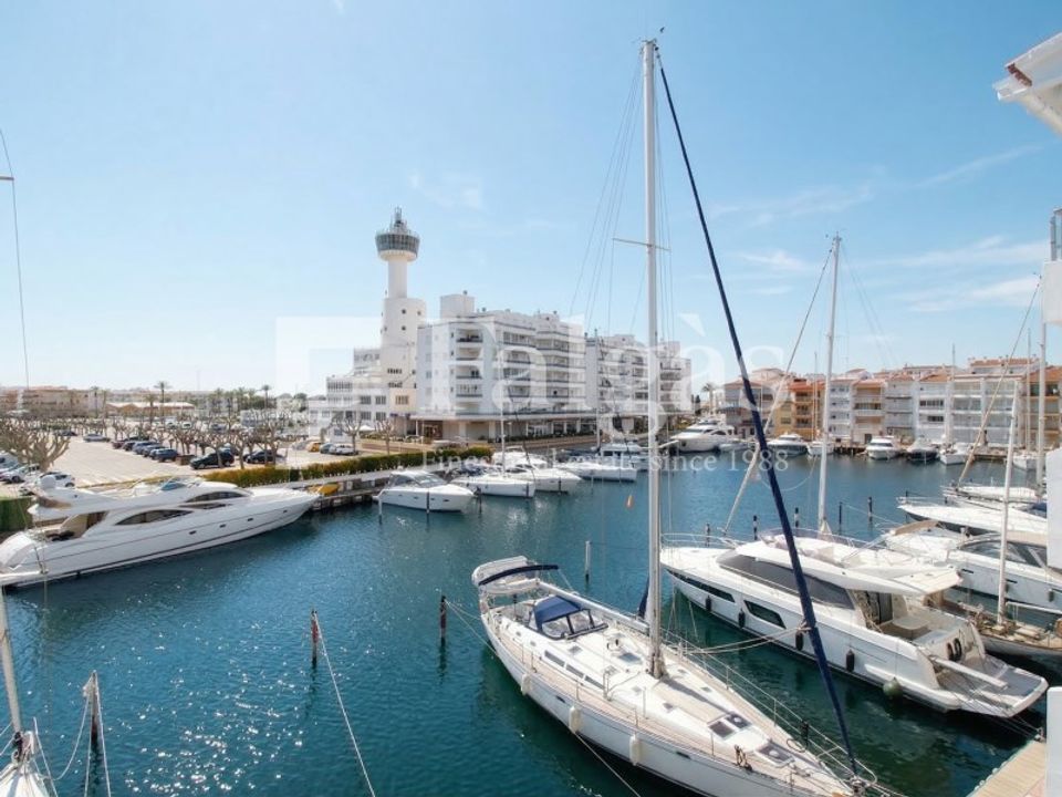Lejlighed i Empuriabrava, Gerona - foto 3