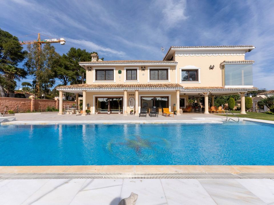Villa i Los Monteros, Malaga - foto 1