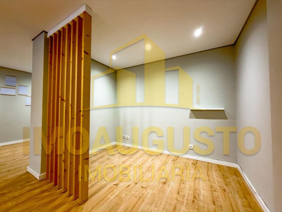 Commercial property in Guarda, Guarda - photo 2