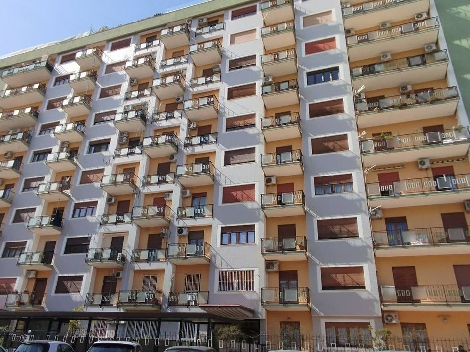 Parkeringsplads i Palermo, Palermo - foto 1