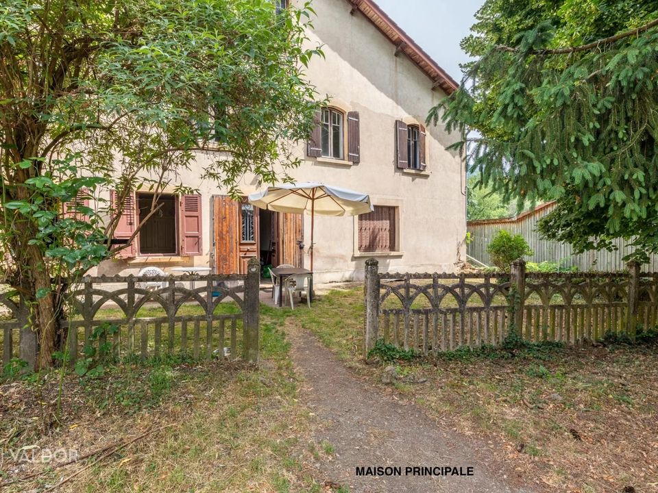 Landejendom i Beaujeu, Rhone - foto 1