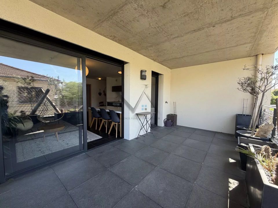 Apartment in Montelimar, Drome - photo 2