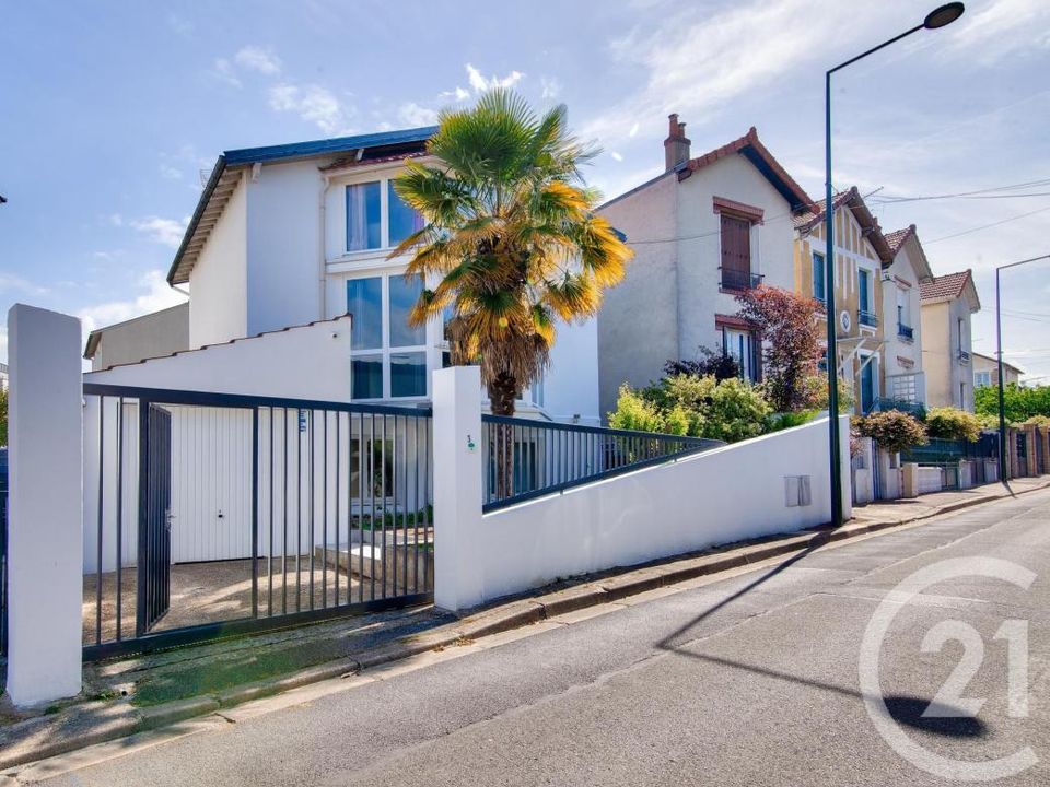 Bungalow i Les Pavillons-sous-Bois, Seine-Saint-Denis - foto 1